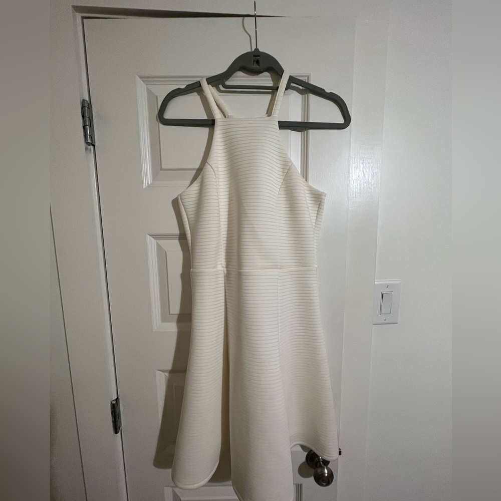Women’s dress